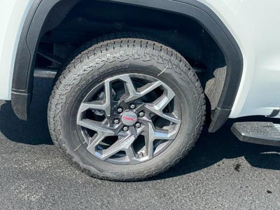 2026 GMC Sierra 1500 4WD Crew Cab SLT