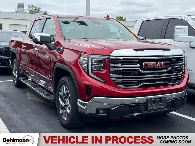 2022 GMC Sierra 1500 4WD Crew Cab SLT