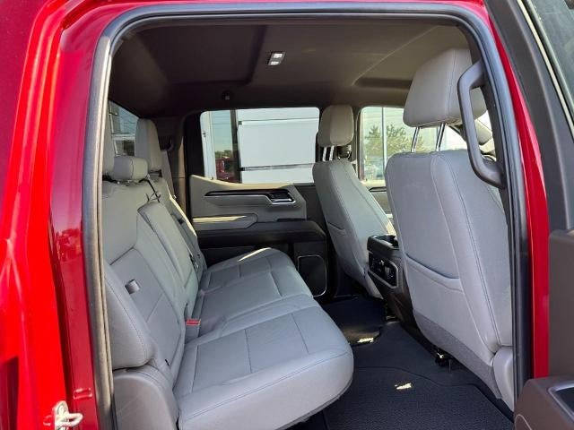 2022 GMC Sierra 1500 4WD Crew Cab SLT
