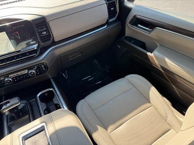 2022 GMC Sierra 1500 4WD Crew Cab SLT