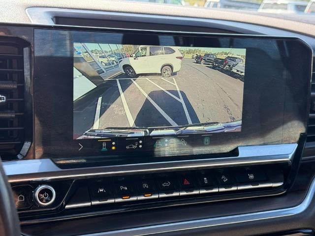 2022 GMC Sierra 1500 4WD Crew Cab SLT