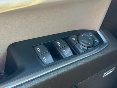 2022 GMC Sierra 1500 4WD Crew Cab SLT