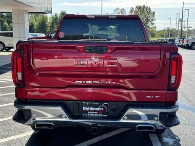 2022 GMC Sierra 1500 4WD Crew Cab SLT
