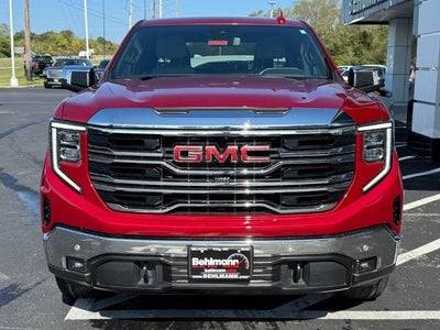 2022 GMC Sierra 1500 4WD Crew Cab SLT