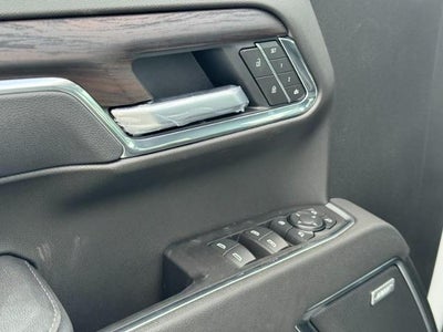 2026 GMC Sierra 1500 4WD Crew Cab SLT