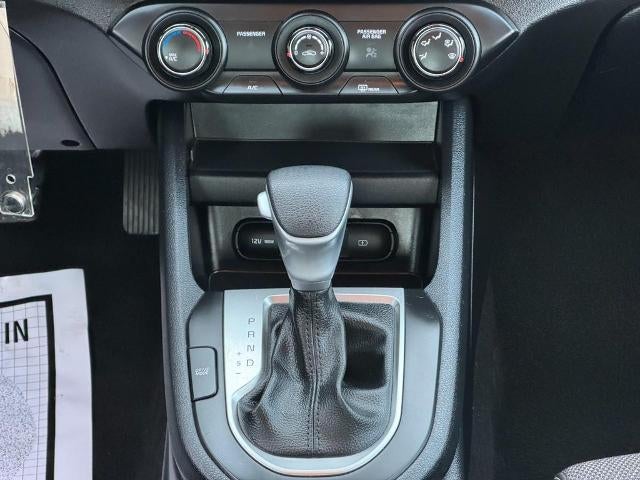 2024 Kia Forte LXS IVT