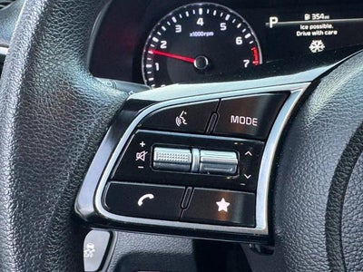 2024 Kia Forte LXS IVT