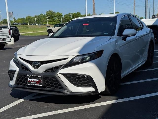 2023 Toyota Camry SE Auto (Natl)