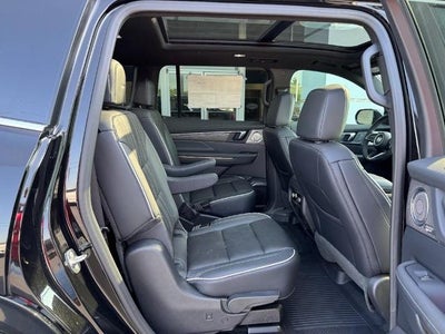 2026 Buick Enclave 4dr Avenir