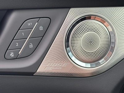 2027 Buick Enclave 4dr Avenir