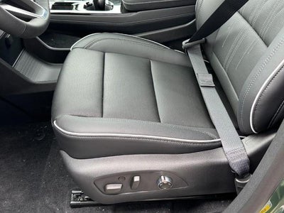 2027 Buick Enclave 4dr Avenir