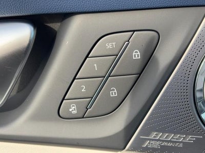 2026 Buick Enclave 4dr Avenir