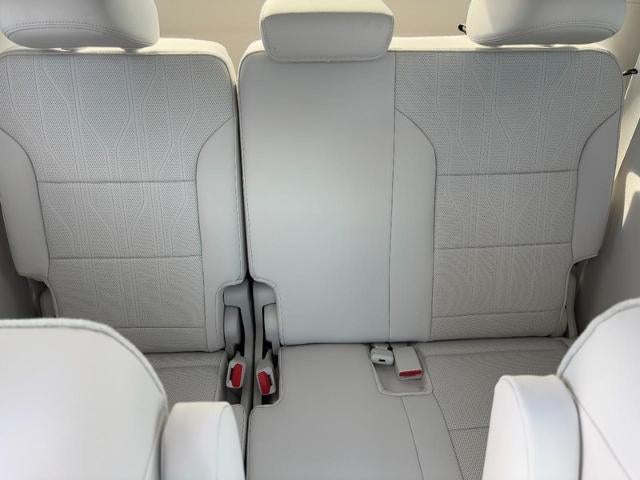 2026 Buick Enclave 4dr Avenir