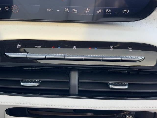 2026 Buick Enclave 4dr Avenir