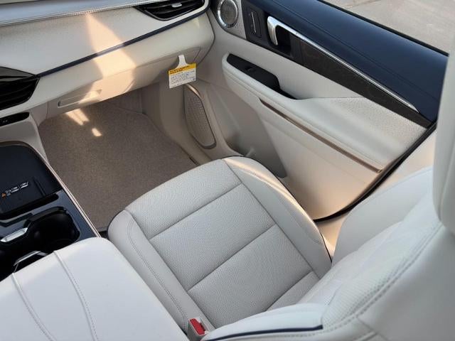 2026 Buick Enclave 4dr Avenir