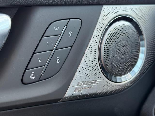 2027 Buick Enclave 4dr Avenir