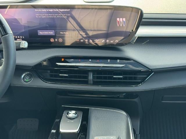 2027 Buick Enclave 4dr Avenir