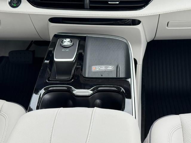 2027 Buick Enclave 4dr Avenir