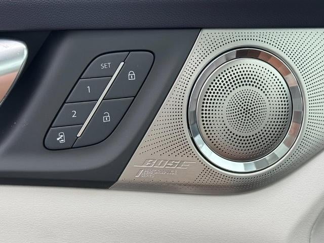 2027 Buick Enclave 4dr Avenir