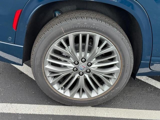 2027 Buick Enclave 4dr Avenir