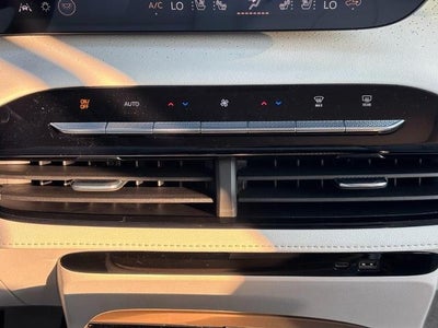 2026 Buick Enclave 4dr Avenir