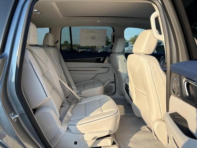 2026 Buick Enclave 4dr Avenir