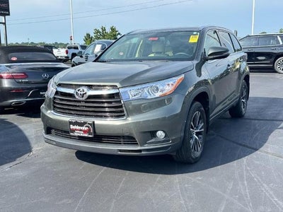 2016 Toyota Highlander AWD 4dr V6 XLE (Natl)