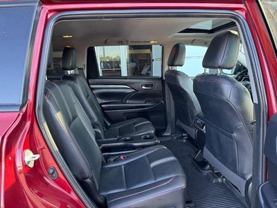 2019 Toyota Highlander SE V6 AWD