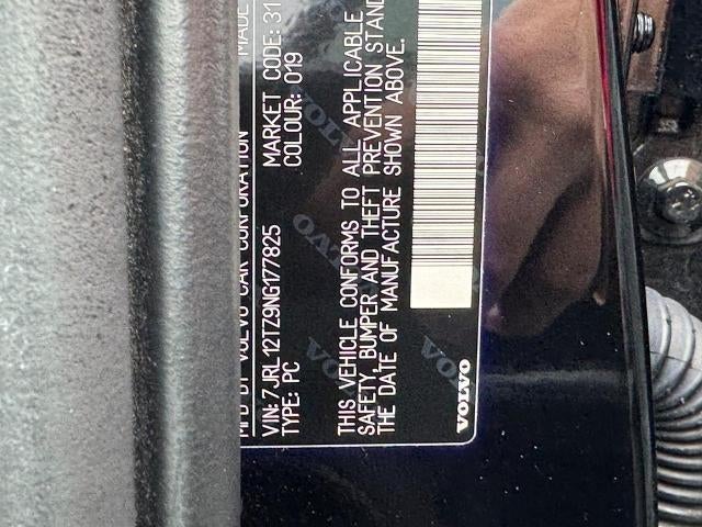 2022 Volvo S60 B5 AWD Momentum