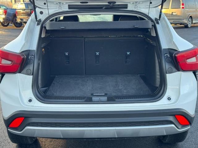 2025 Chevrolet Trax FWD 4dr LT