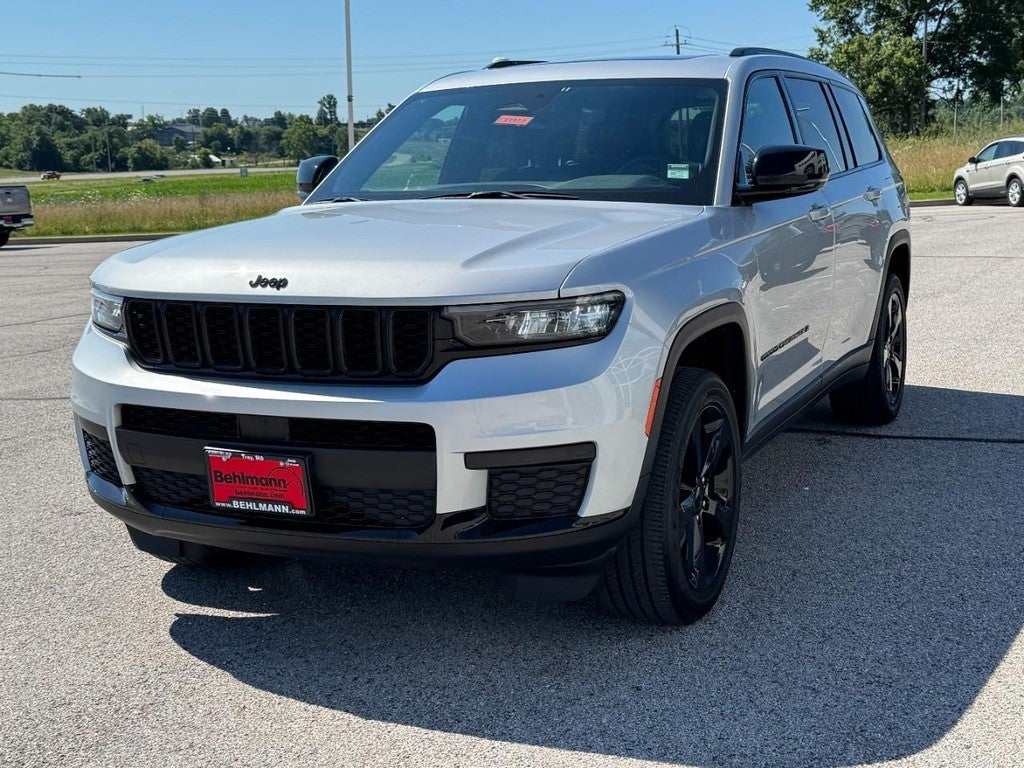 2023 Jeep Grand Cherokee L Altitude