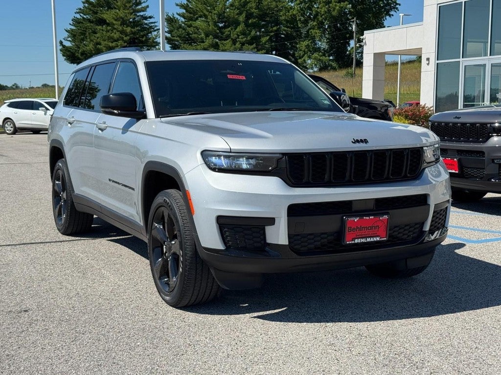 2023 Jeep Grand Cherokee L Altitude