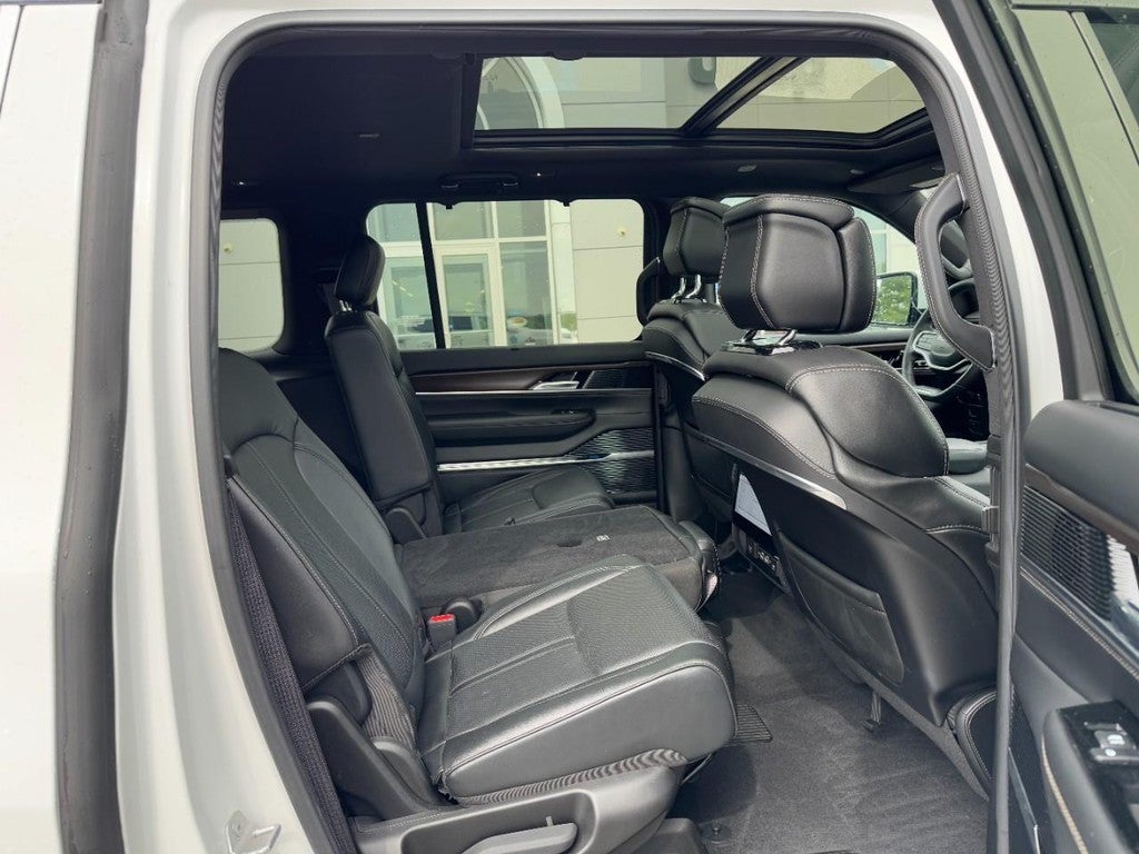 2022 Jeep Grand Wagoneer Series I