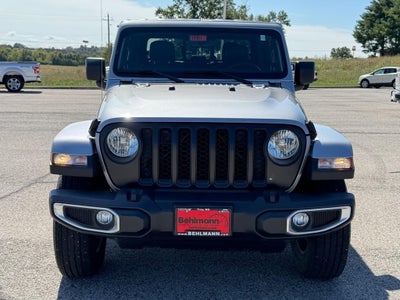2021 Jeep Gladiator Overland