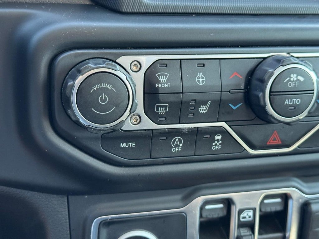 2023 Jeep Gladiator Mojave