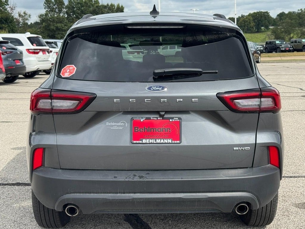 2025 Ford Escape ST-Line