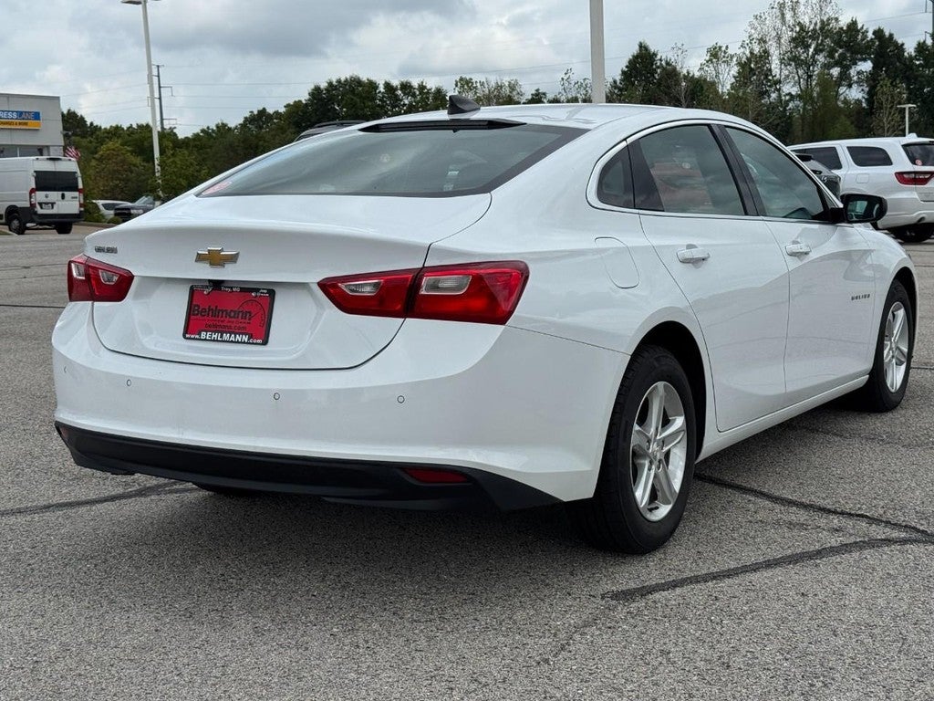 2023 Chevrolet Malibu LS 1FL