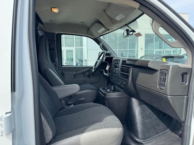 2024 Chevrolet Express 2500 Work Van Cargo