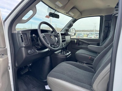2024 Chevrolet Express 2500 Work Van Cargo