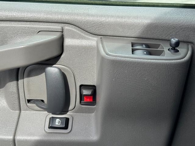 2024 Chevrolet Express 2500 Work Van Cargo