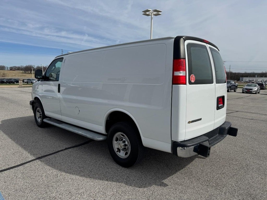 2024 Chevrolet Express 2500 Work Van Cargo