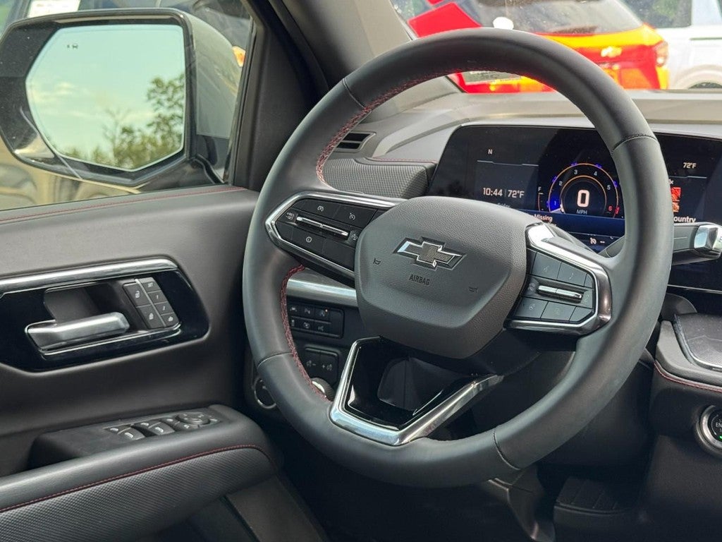 2025 Chevrolet Suburban RST