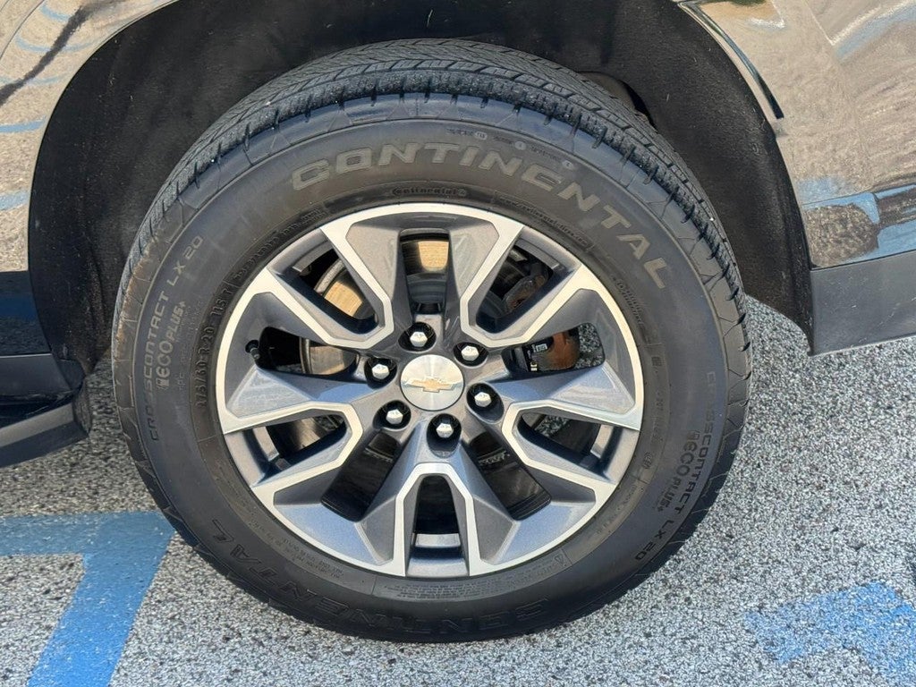 2024 Chevrolet Suburban LS