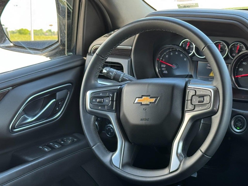 2024 Chevrolet Suburban LS
