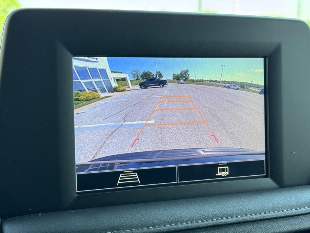2024 Chevrolet Suburban LS
