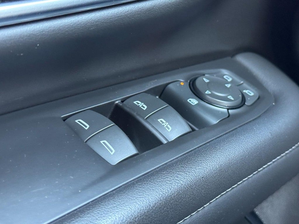 2024 Chevrolet Suburban LS
