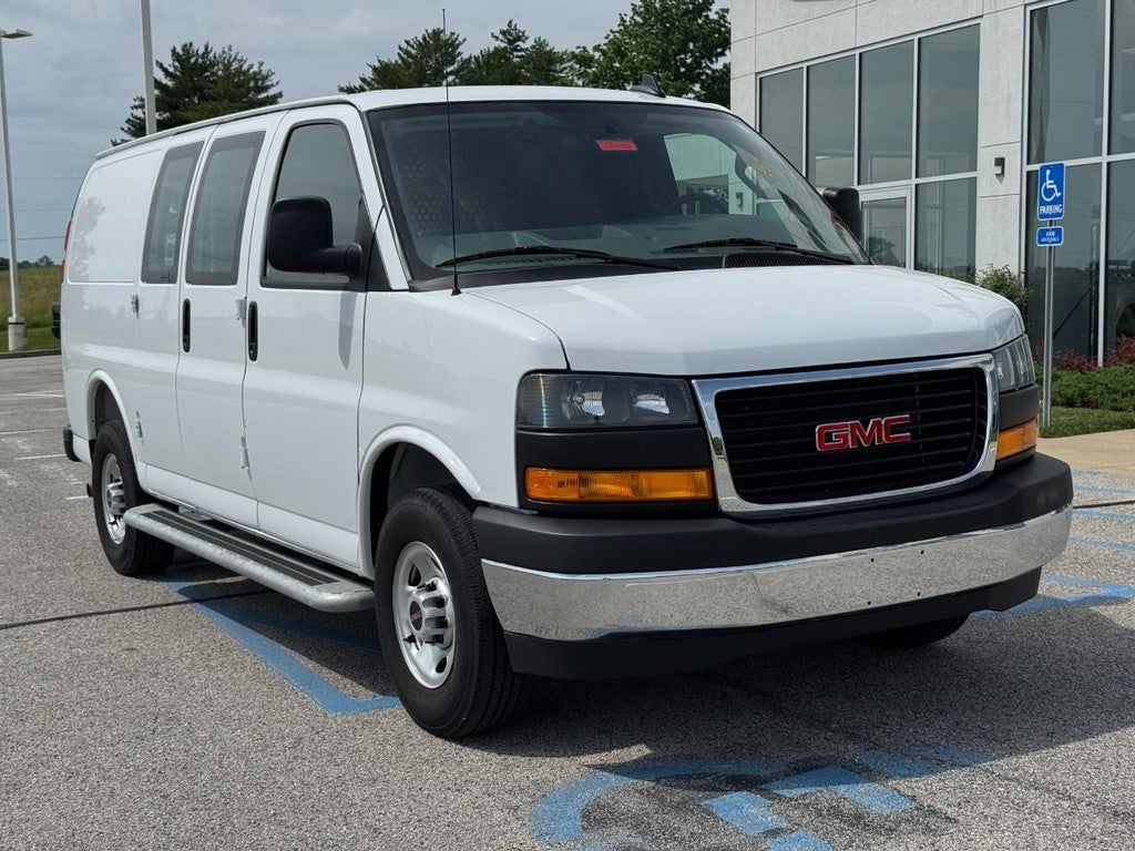 2025 GMC Savana 2500 Work Van