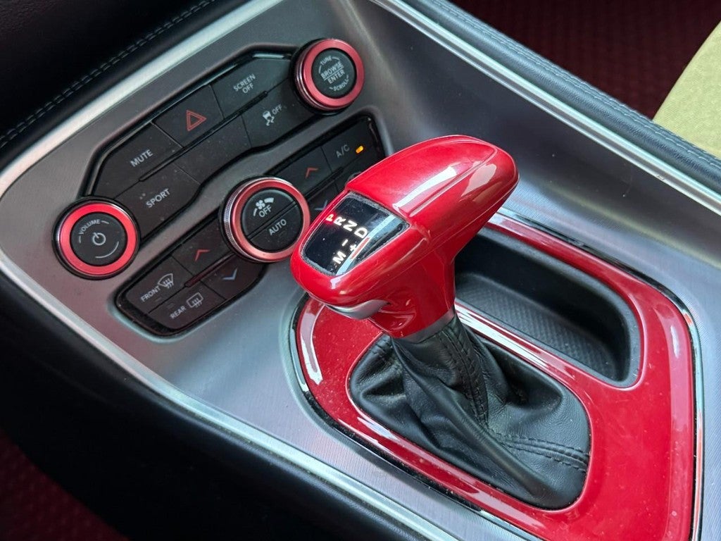 2022 Dodge Challenger SXT