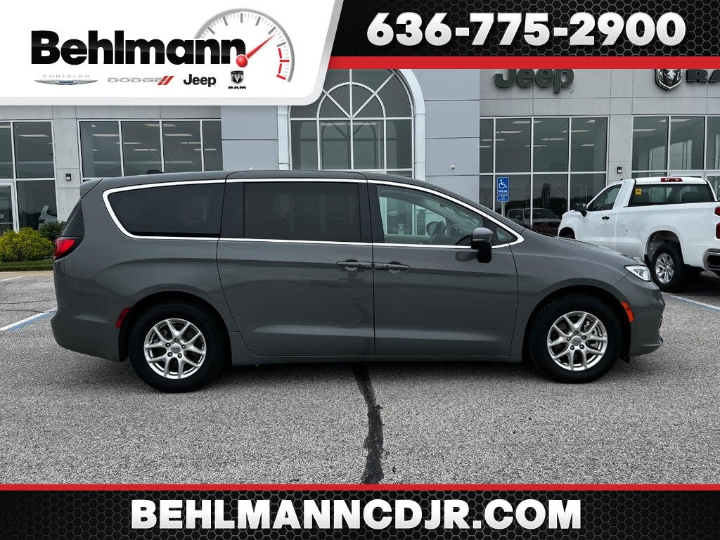 2023 Chrysler Pacifica Touring L
