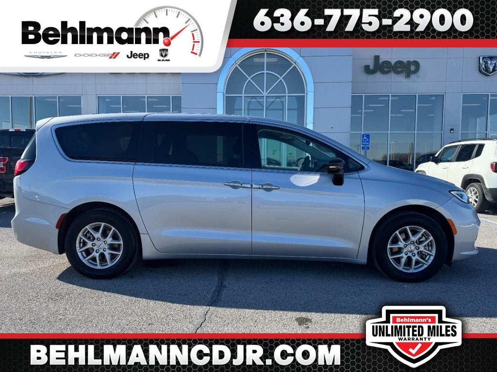 2024 Chrysler Pacifica Touring L